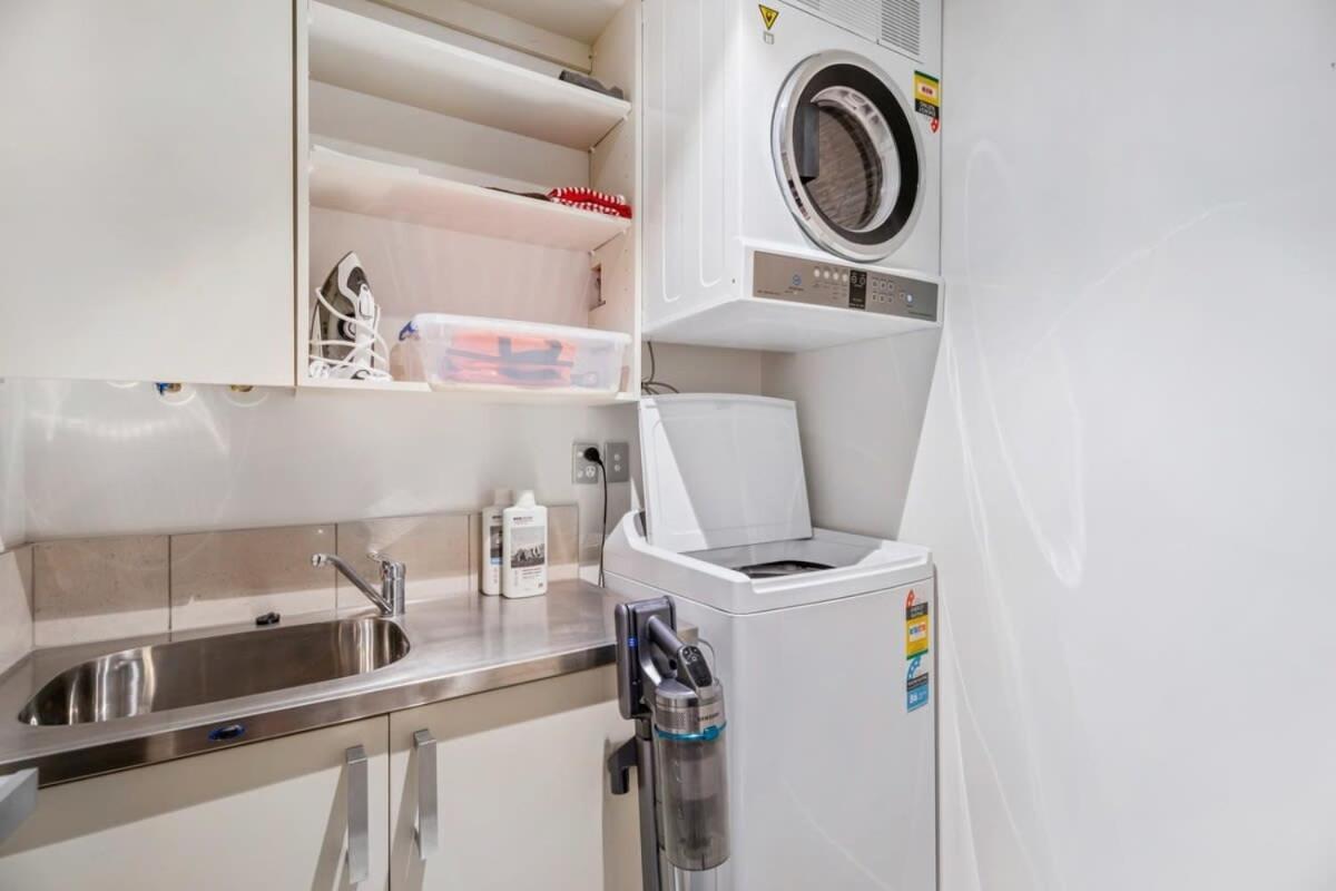 Pembroke Luxury Apartment ワナカ エクステリア 写真