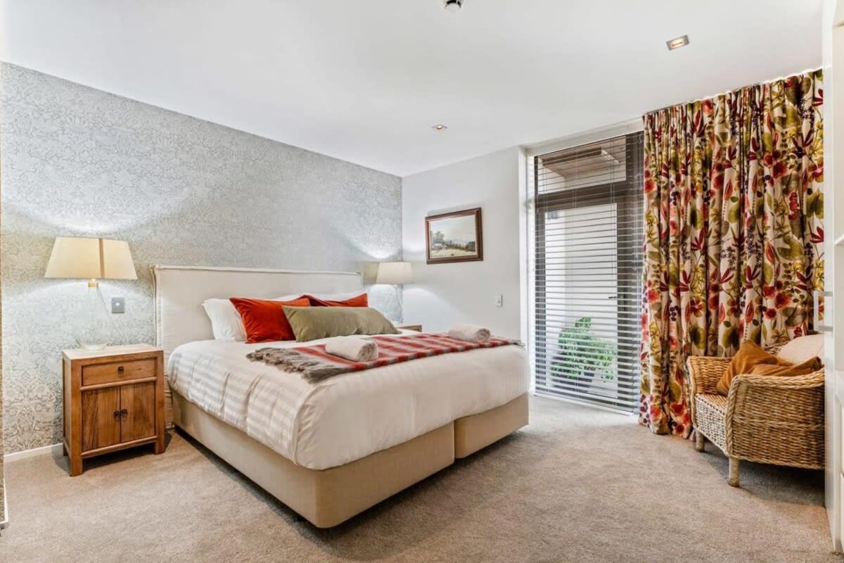 Pembroke Luxury Apartment ワナカ エクステリア 写真