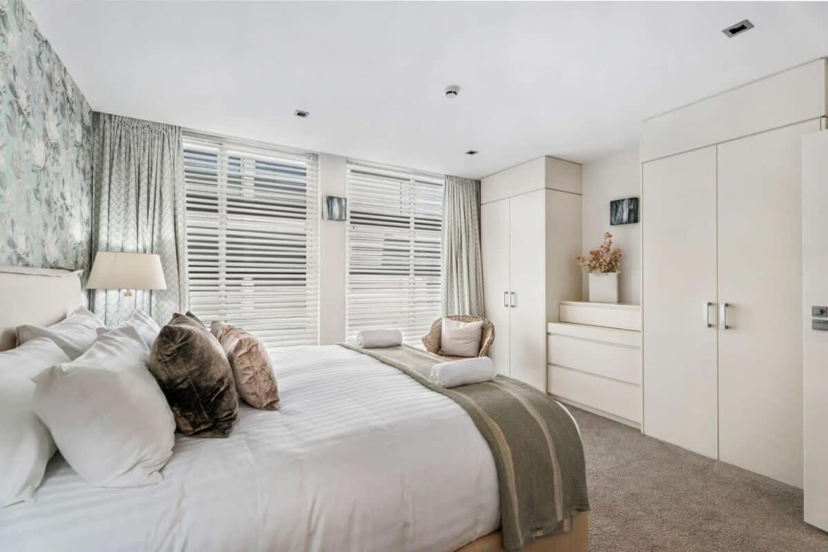 Pembroke Luxury Apartment ワナカ エクステリア 写真