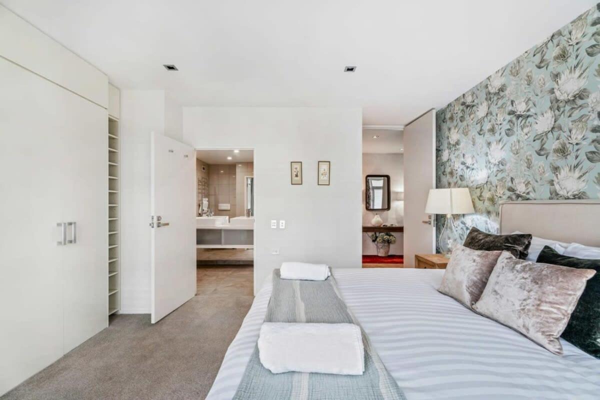 Pembroke Luxury Apartment ワナカ エクステリア 写真