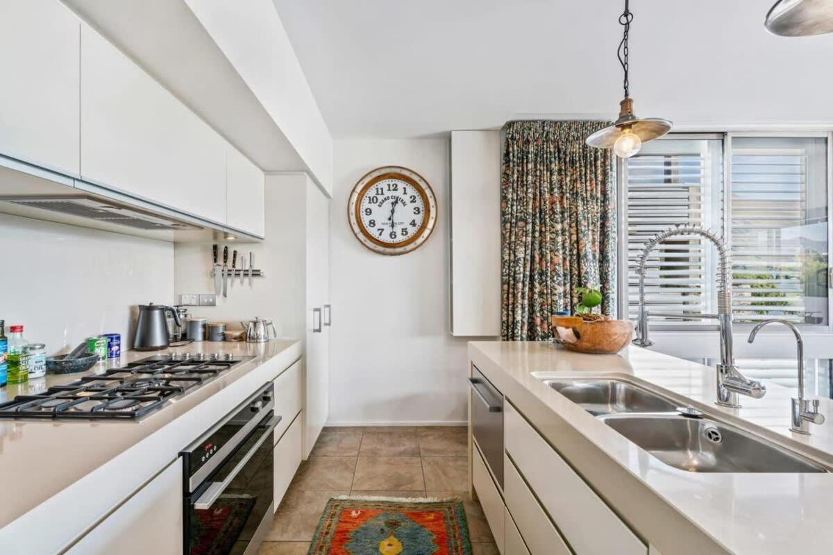 Pembroke Luxury Apartment ワナカ エクステリア 写真